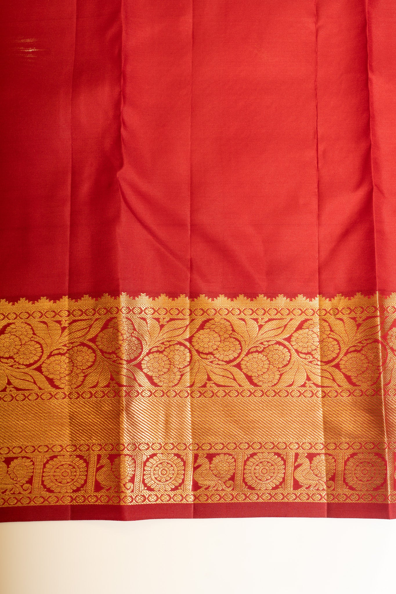 Red thilakam floral brocade pure Kanchipuram silk saree