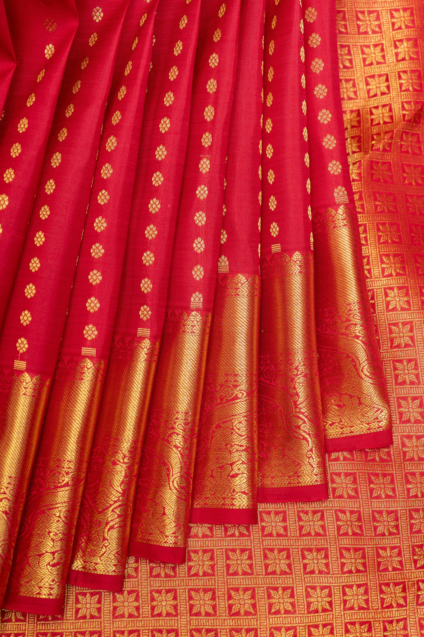Red Lakshadeepam Pure Kanchipuram Silk Saree - Clio Silks