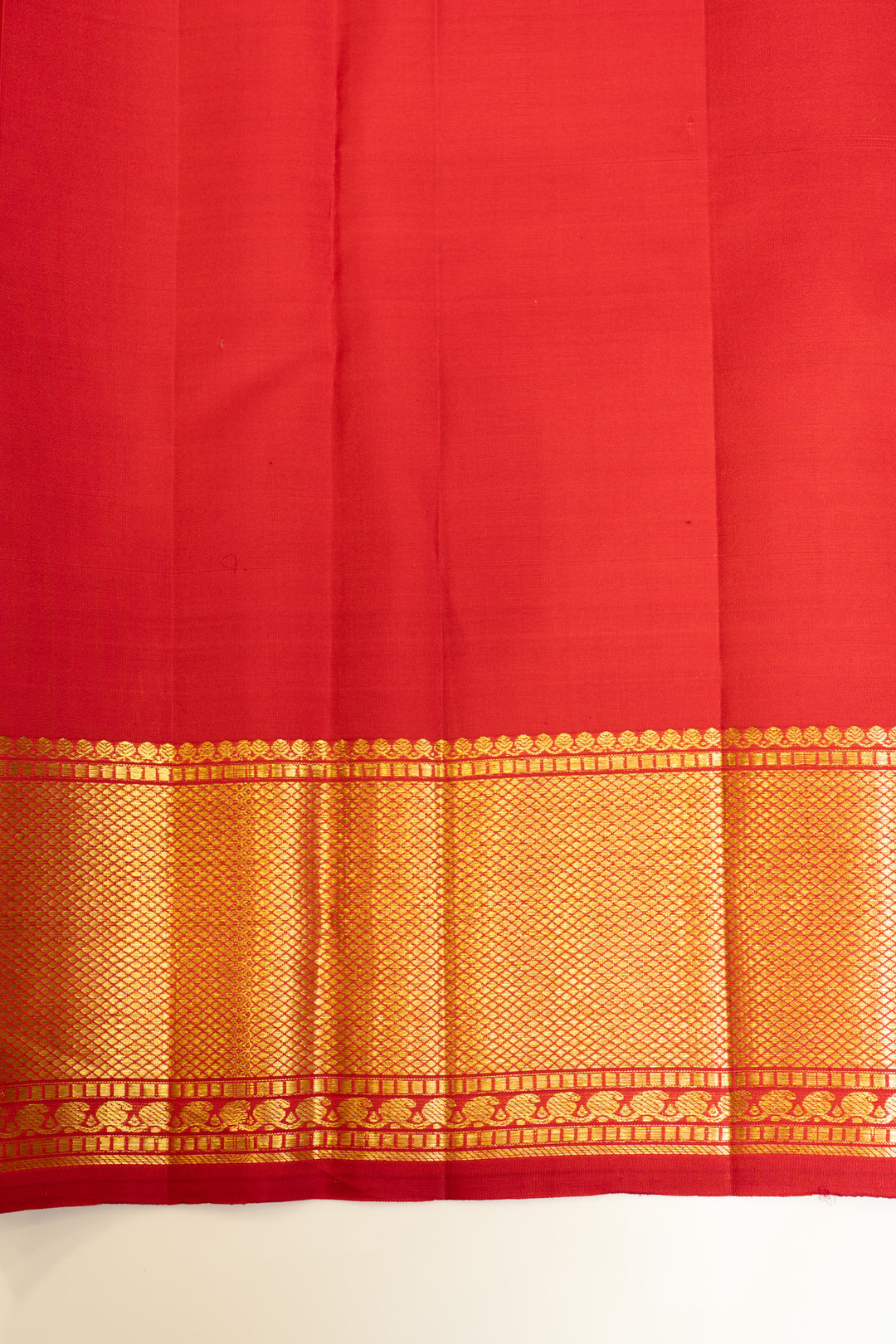 Red thilakam pure Kanchipuram silk saree