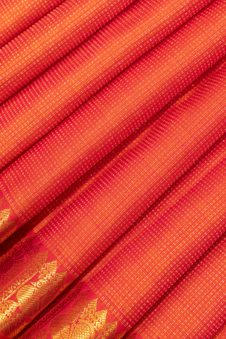 Handwoven Kanchipuram saree with Murhuzari design

