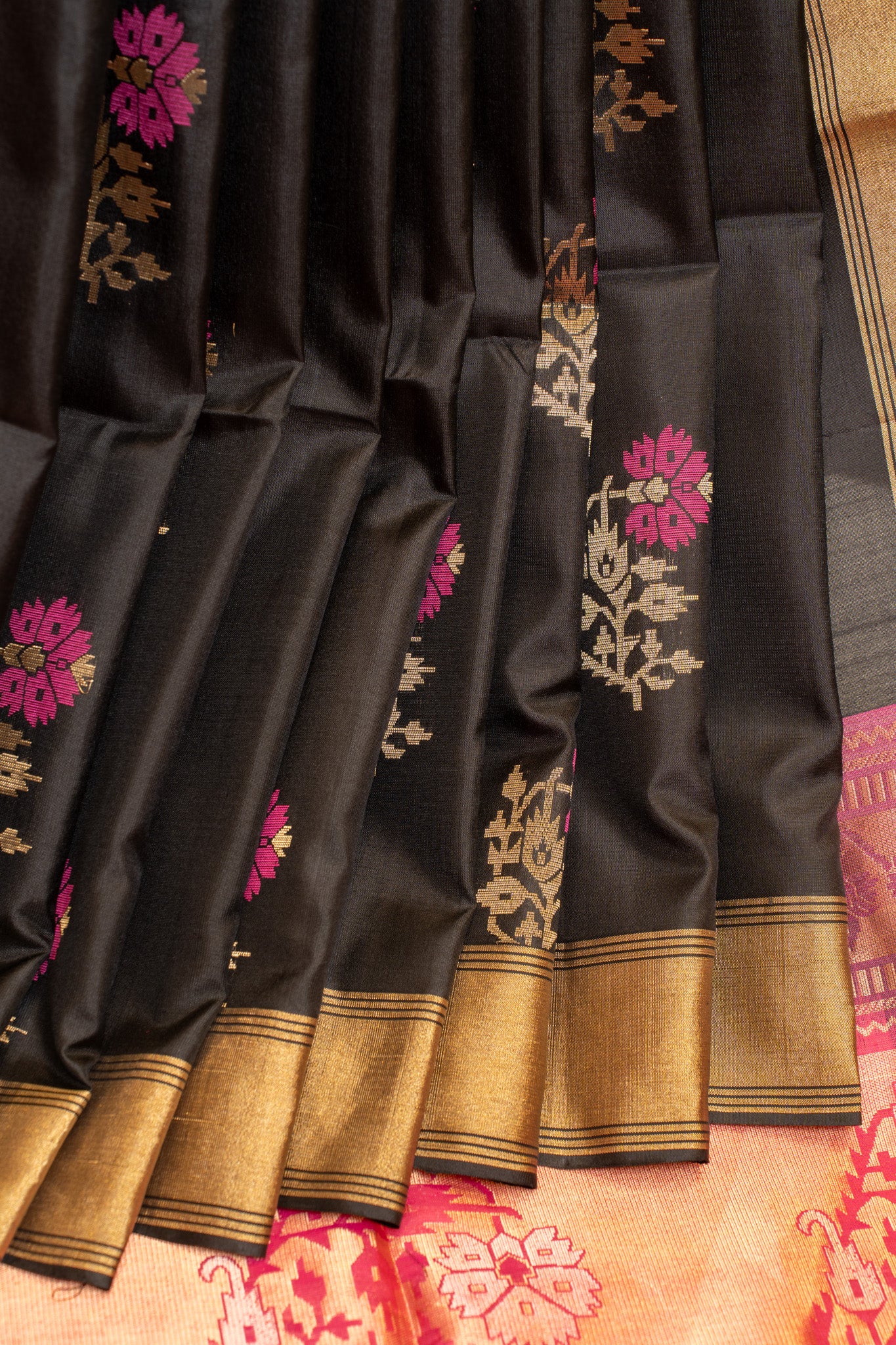 Black Jamdani motifs pure soft silk saree