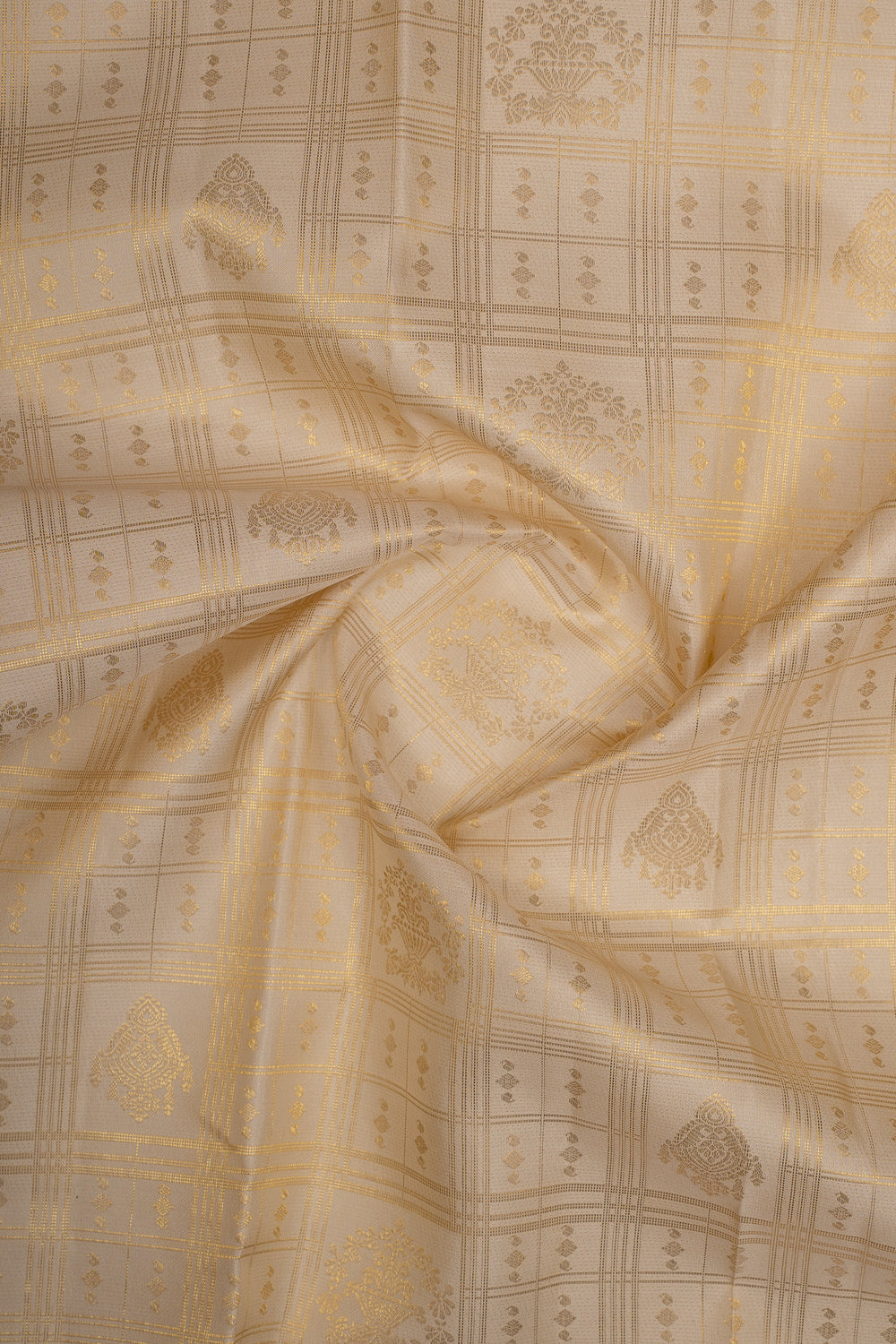 Ivory and Red Brocade Pure Kanchipuram Silk Saree