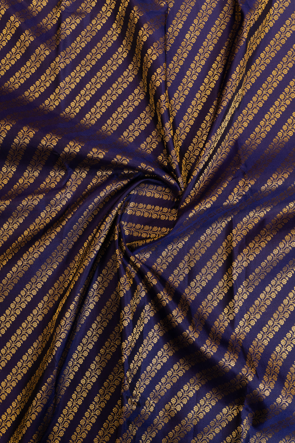 Dark blue leheriya pure Kanchipuram silk saree