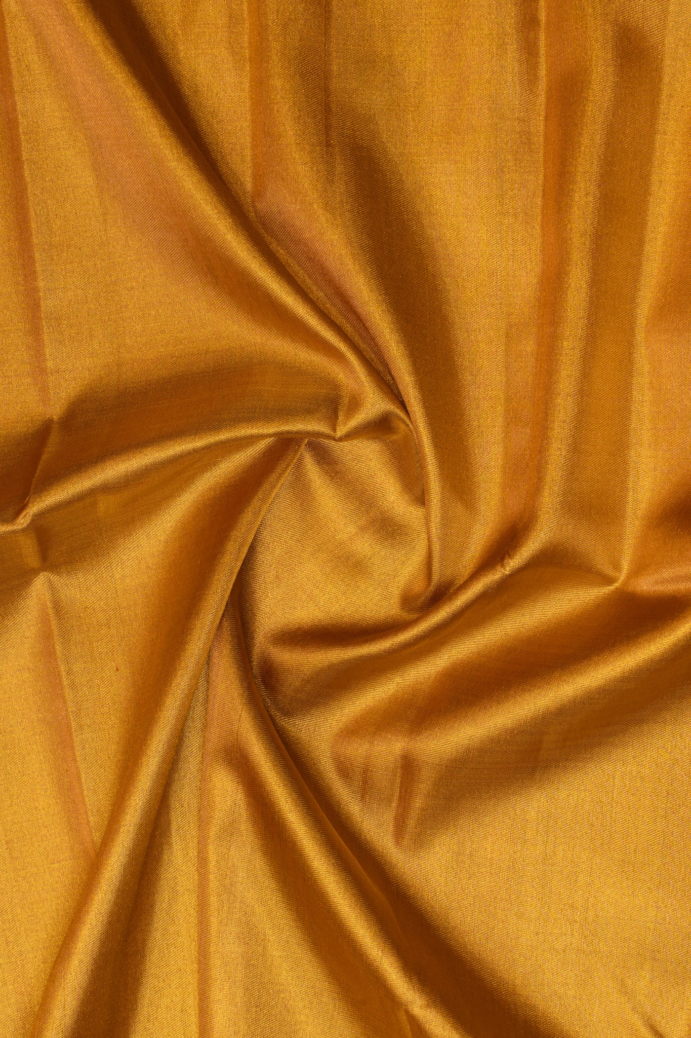 Gold and peach 8Kol pure zari Kanchipuram silk saree