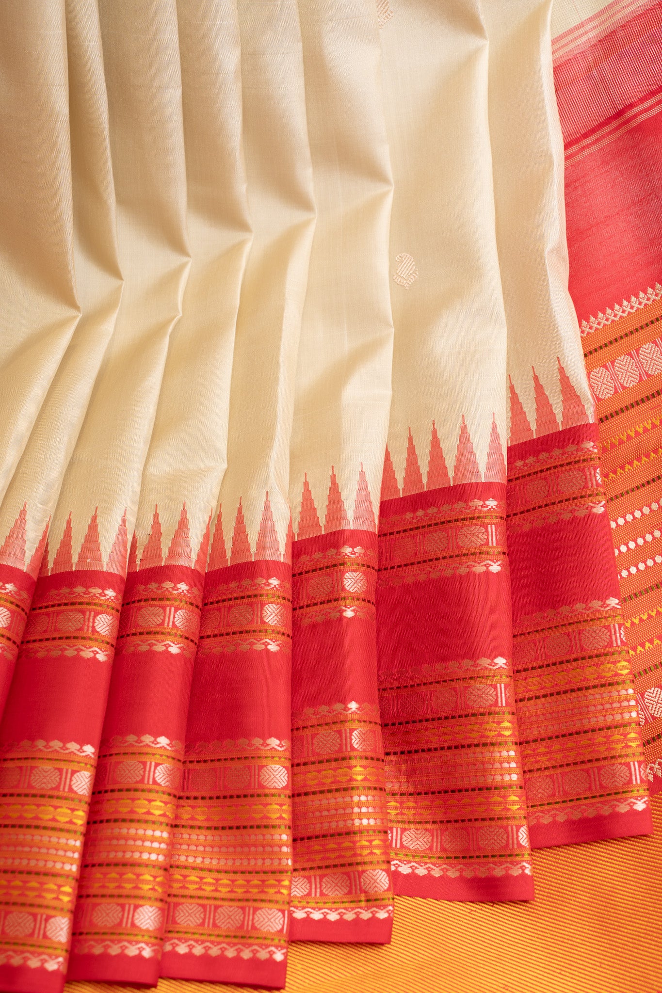 Ivory and pink thread rettai pettu without zari pure Kanchipuram silk saree