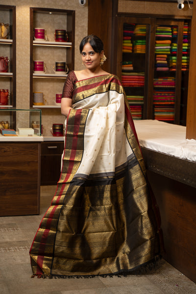 Pearl White Pure Zari Kanchipuram Silk Saree - Clio Silks