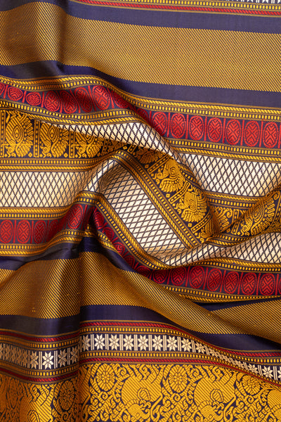 Flowing pallu of the Lotus Link Thread Buttis saree, exuding sophisticated grace