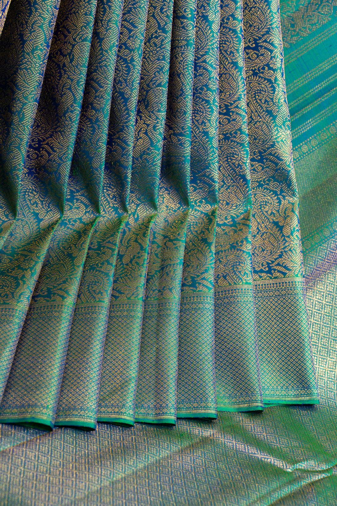 Peacock green paisley vanasingaram pure Kanchipuram Silk saree