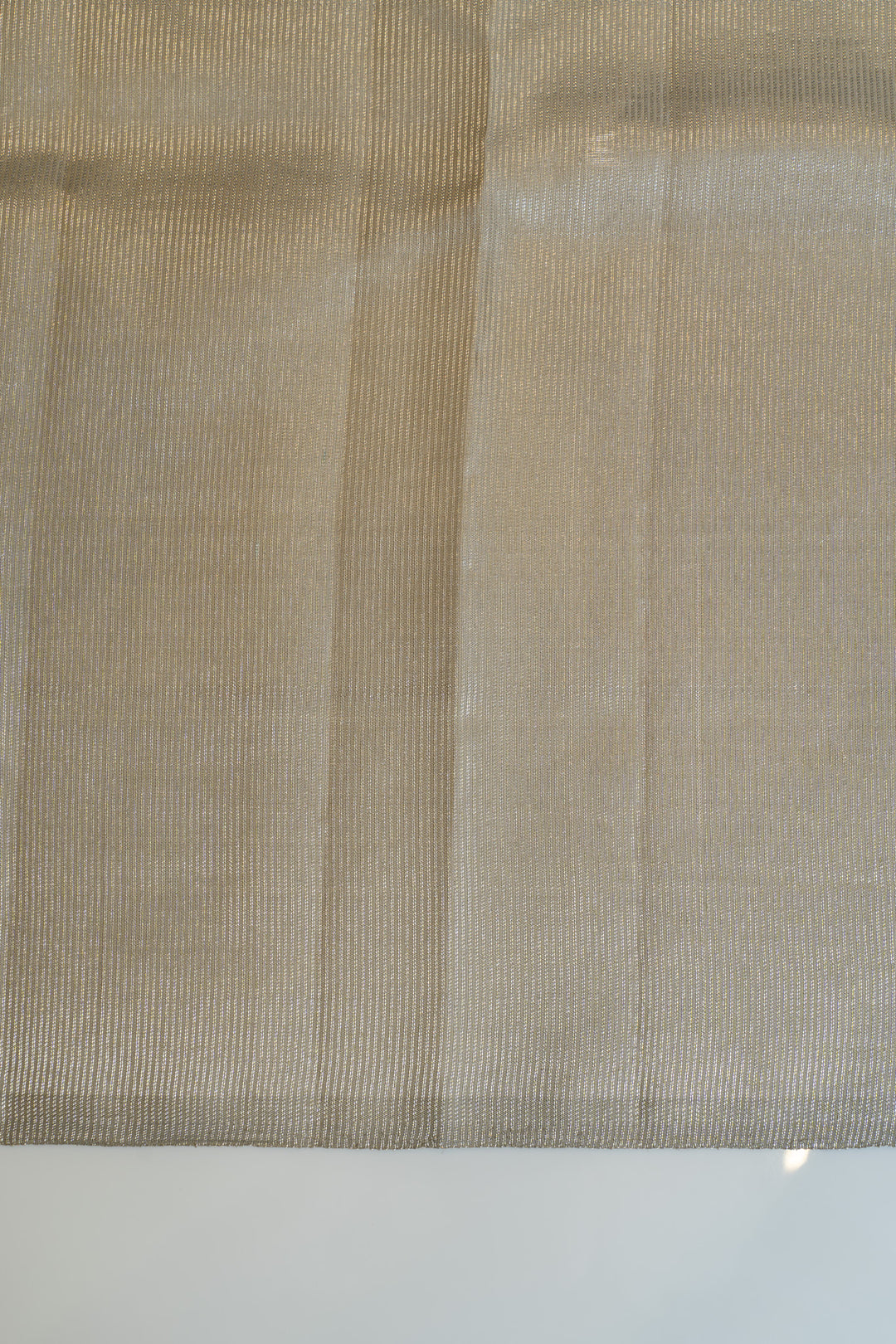 Silverish grey 8 Kol pure Kanchipuram silk saree