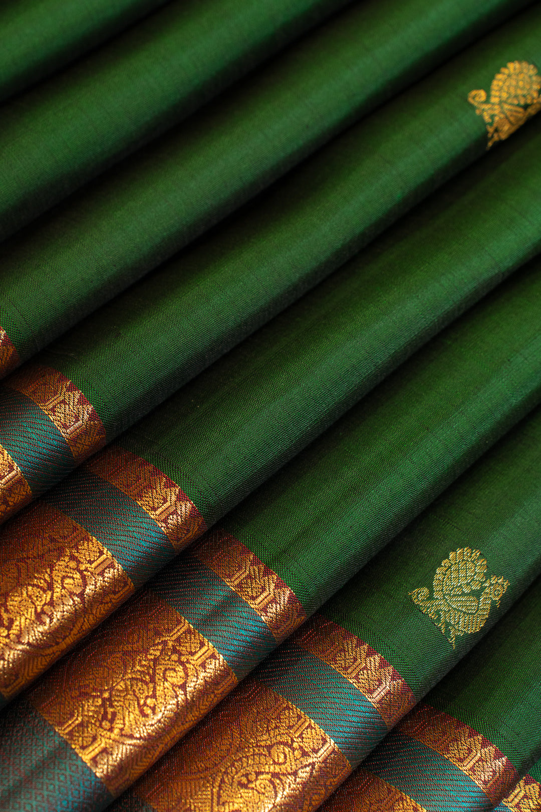 Bottle green Varisaipettu traditional pure Kanchipuram silk saree