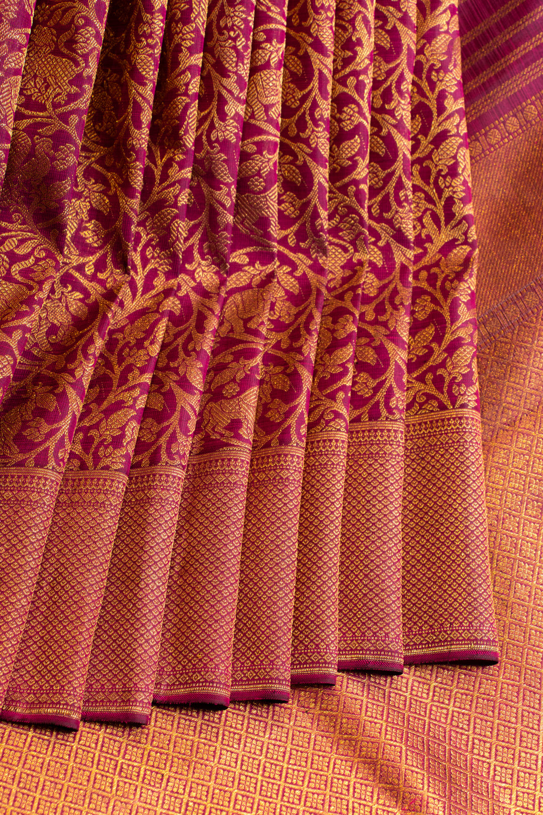 Mulberry purple vanasingaram brocade pure Kanchipuram silk saree