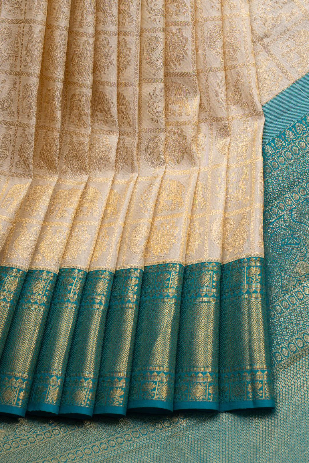 Cream and Teal Blue Brocade Pure Kanchipuram Silk Saree