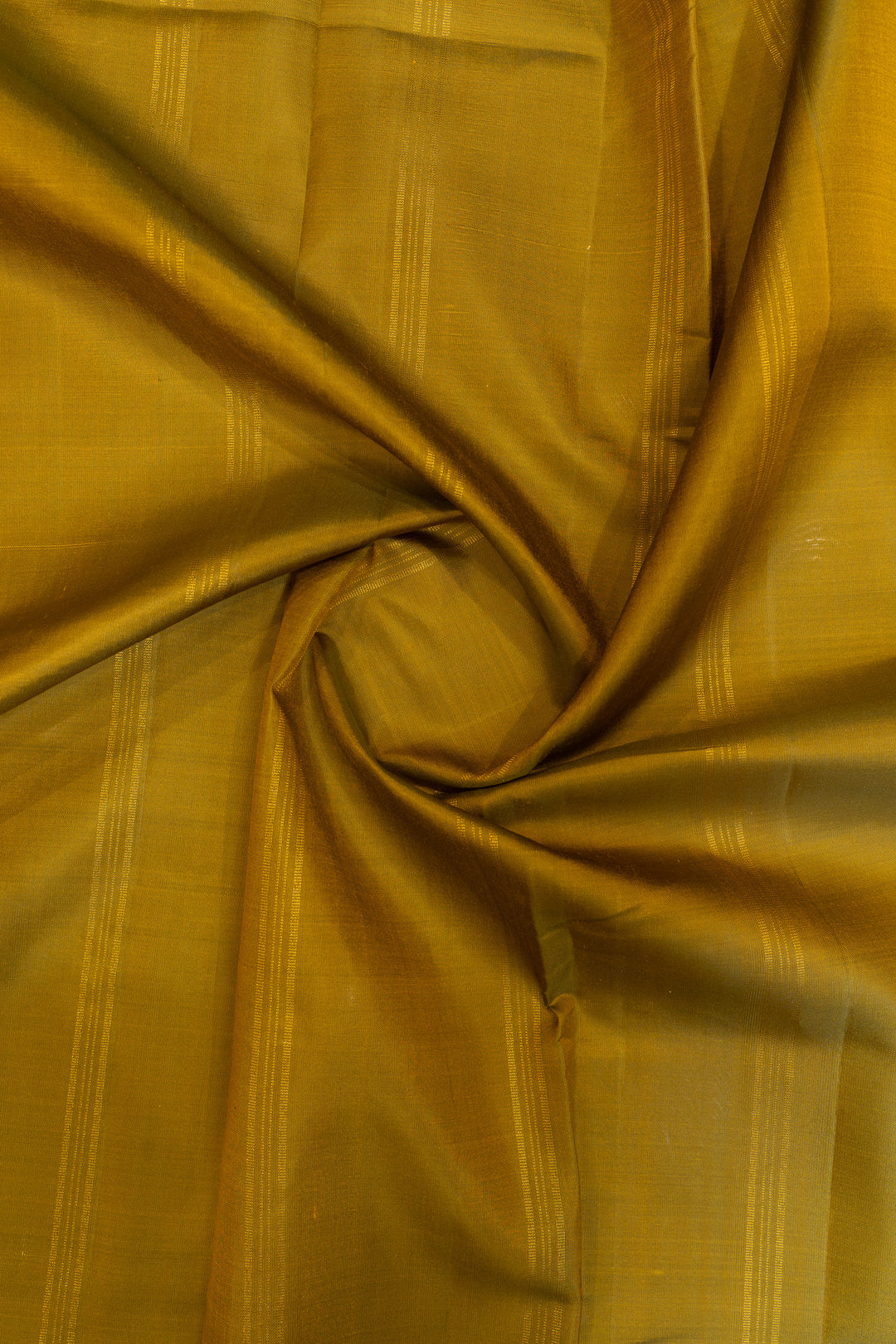 Yellow temple korvai small border pure Kanchipuram silk saree