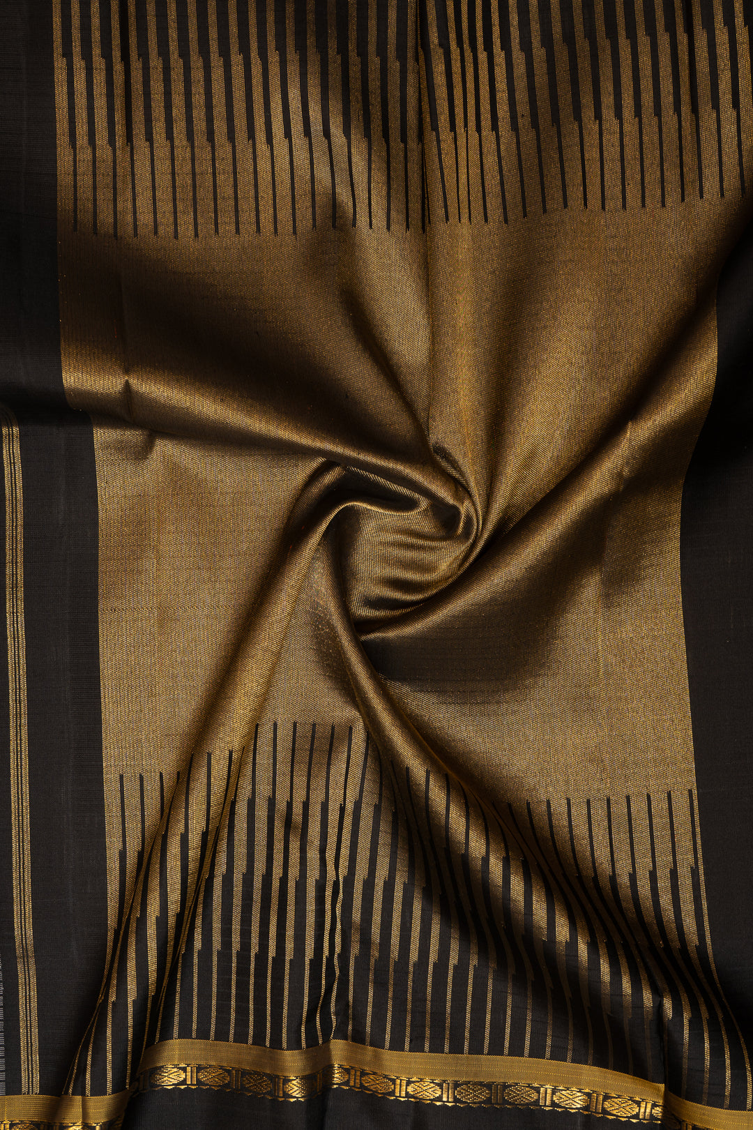 Pearl River Grey  Pure Zari Checks Kanchipuram Silk Saree - Clio Silks