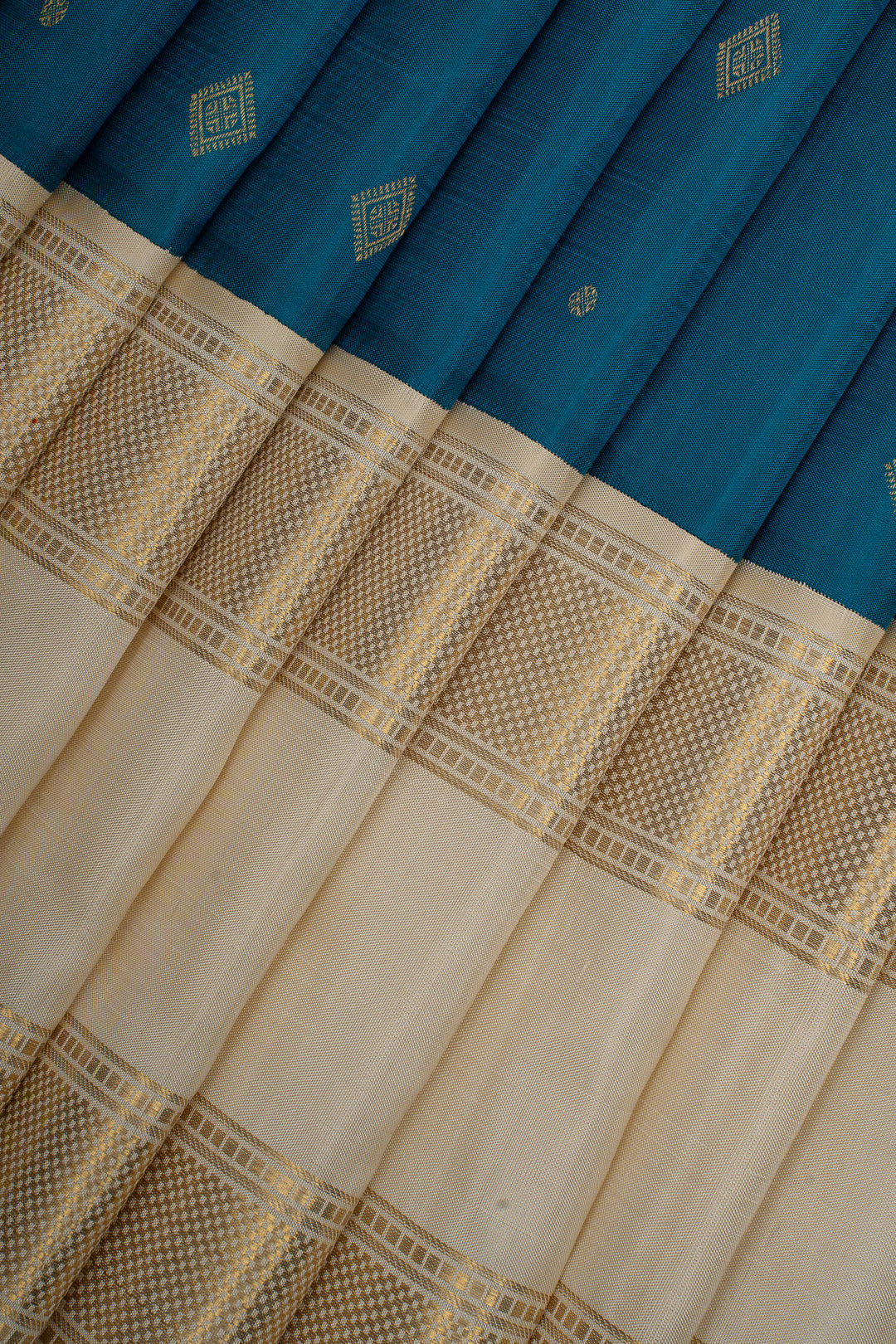Peacock Blue and Ivory Traditional Pure Kanchipuram Silk Saree