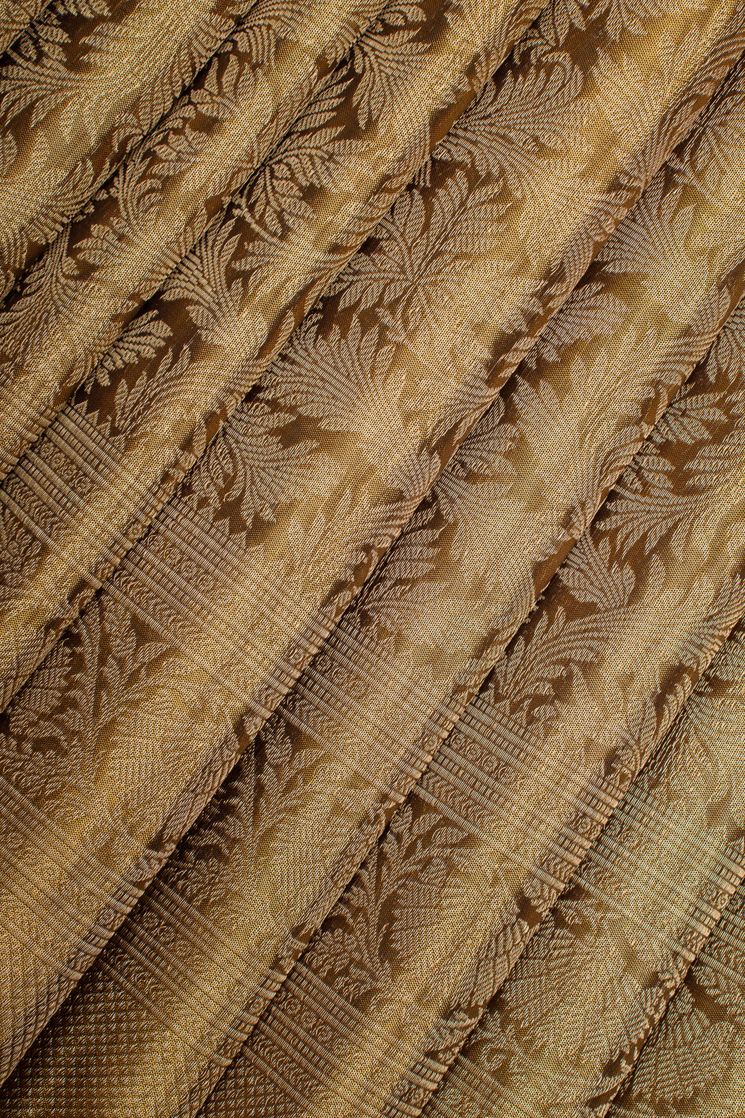 Antique Gold Tissue Brocade Pure Kanchipuram Silk Saree