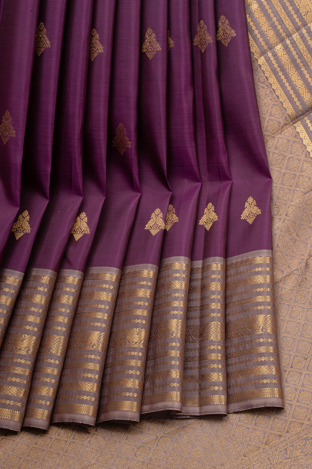 Purple and Mauve Varisaipettu Traditional Pure Kanchipuram Silk Sareen