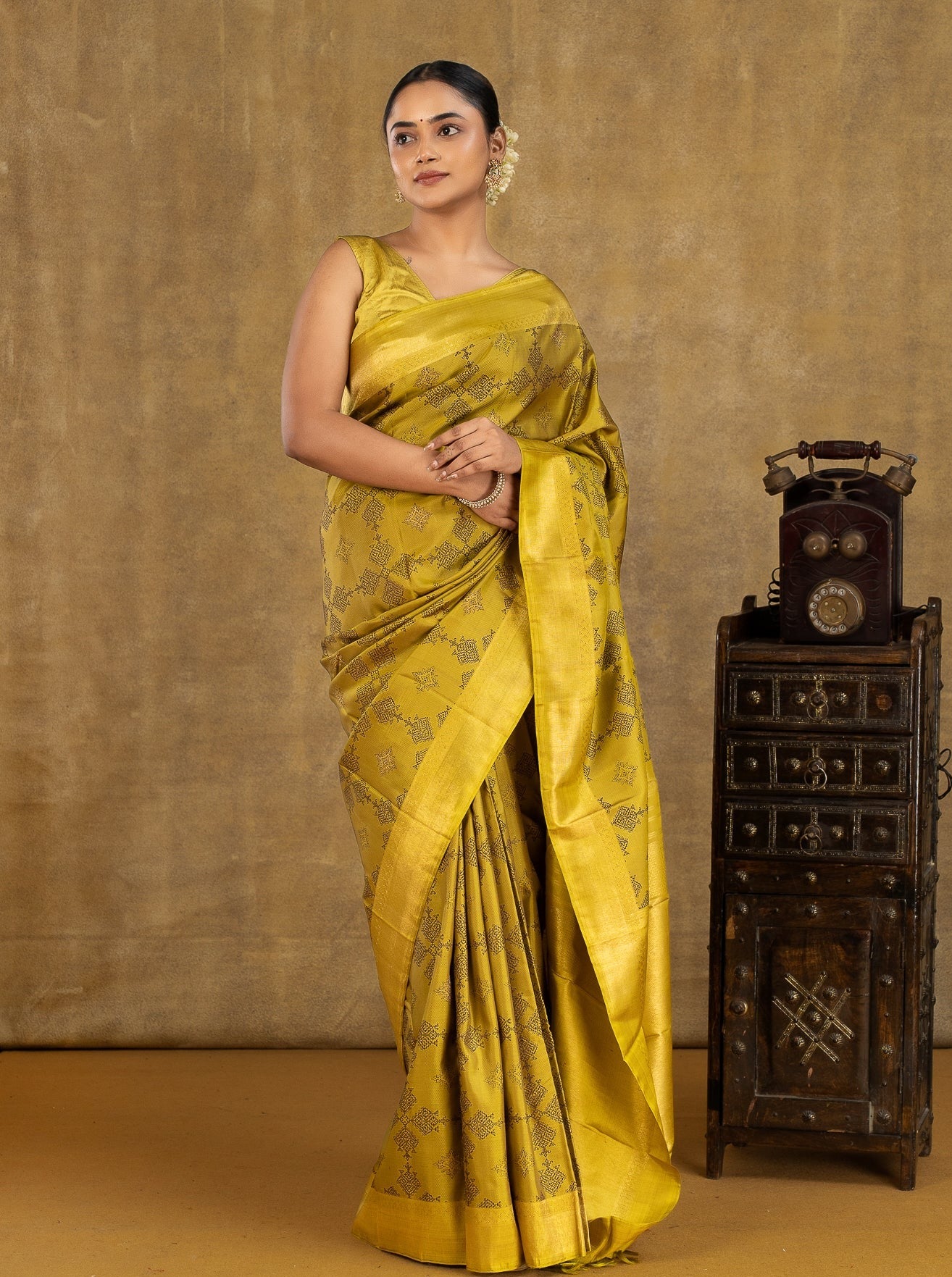 Mehendi Green Kasuti Pure Zari Kanchipuram Silk Saree