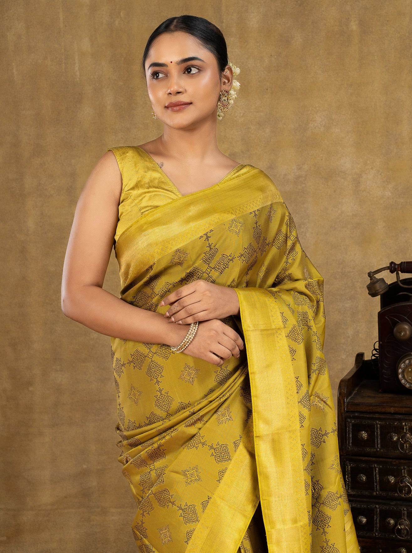 Mehendi Green Kasuti Pure Zari Kanchipuram Silk Saree