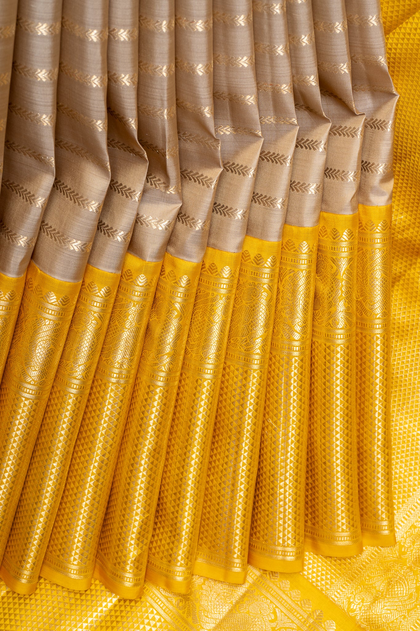 Beige and Yellow Stripes Big Border Kanchipuram Silk Saree - Clio Silks