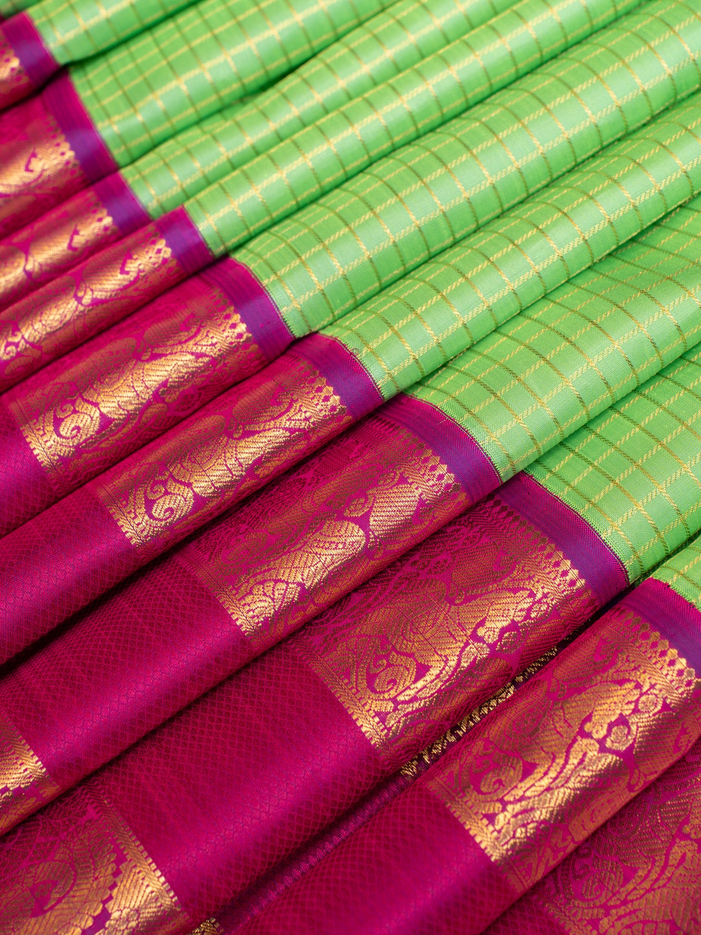 Recons green pure zari rettai pettu pure Kanchipuram silk saree