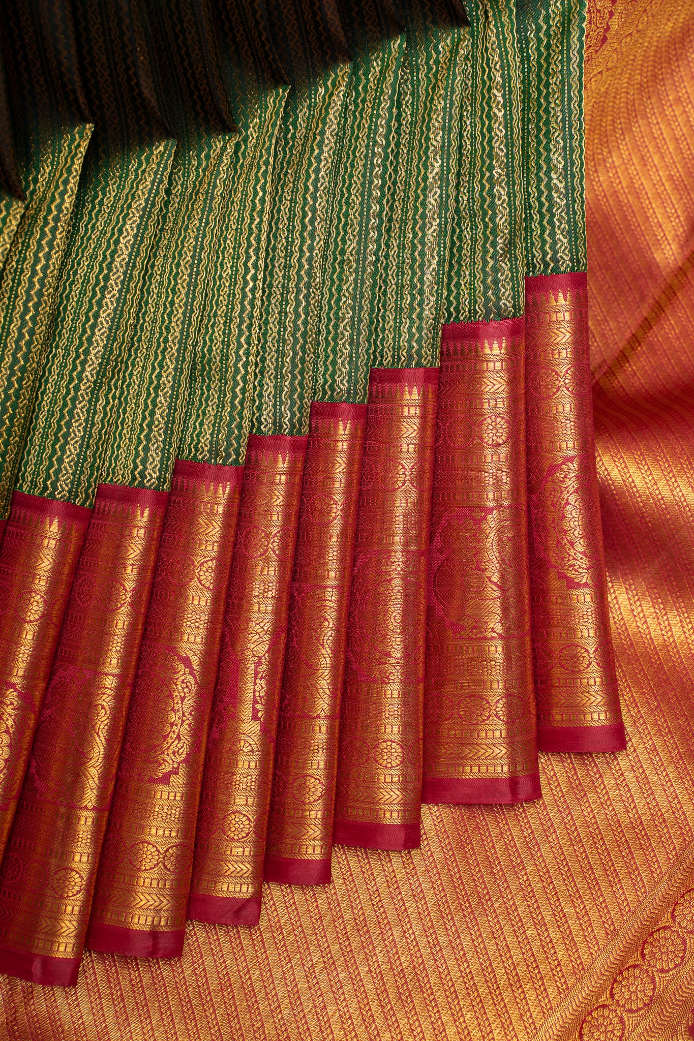 Bottle Green and Red Pure Kanchipuram Silk Saree - Clio Silks