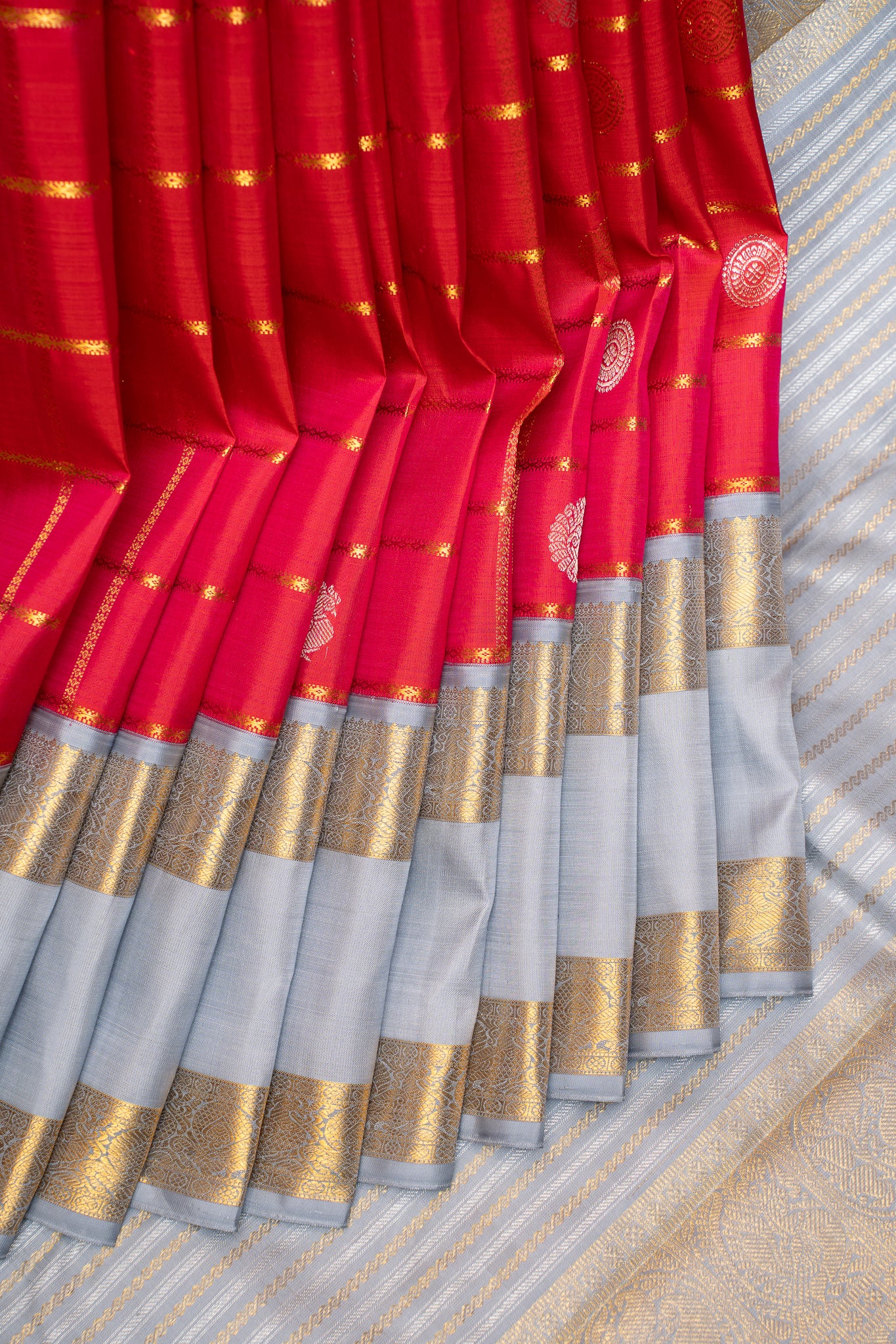 Red and Grey Checks Pure Kanchipuram Silk Saree - Clio Silks