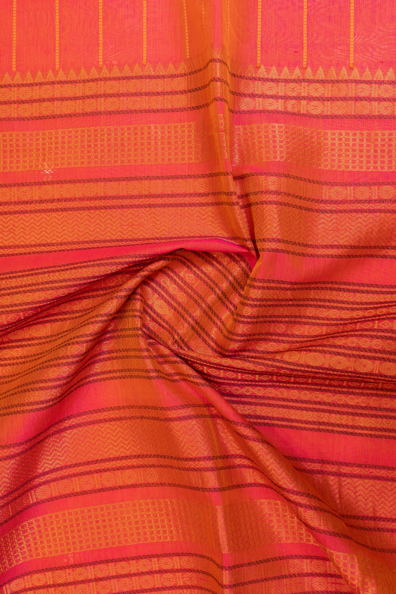 Magenta pink thread checks pure silk cotton saree