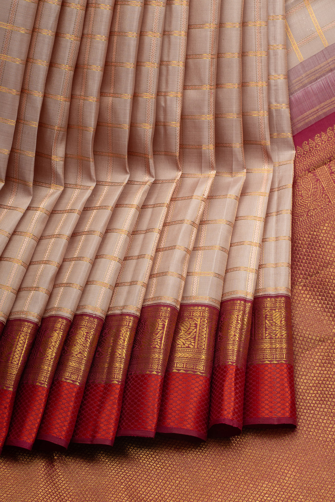 Oyster Pink and Maroon Zari Checks Pure Kanchipuram Silk Saree