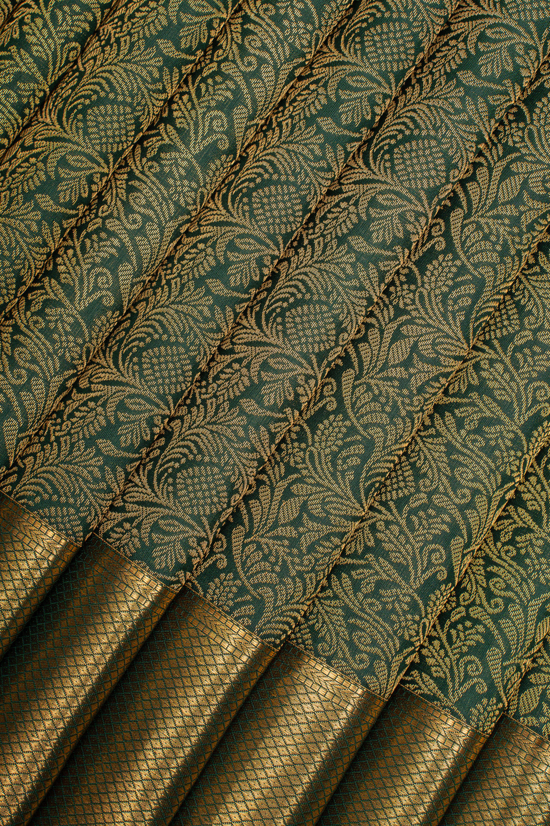 Bottle Green Brocade Pure Kanchipuram Silk Saree