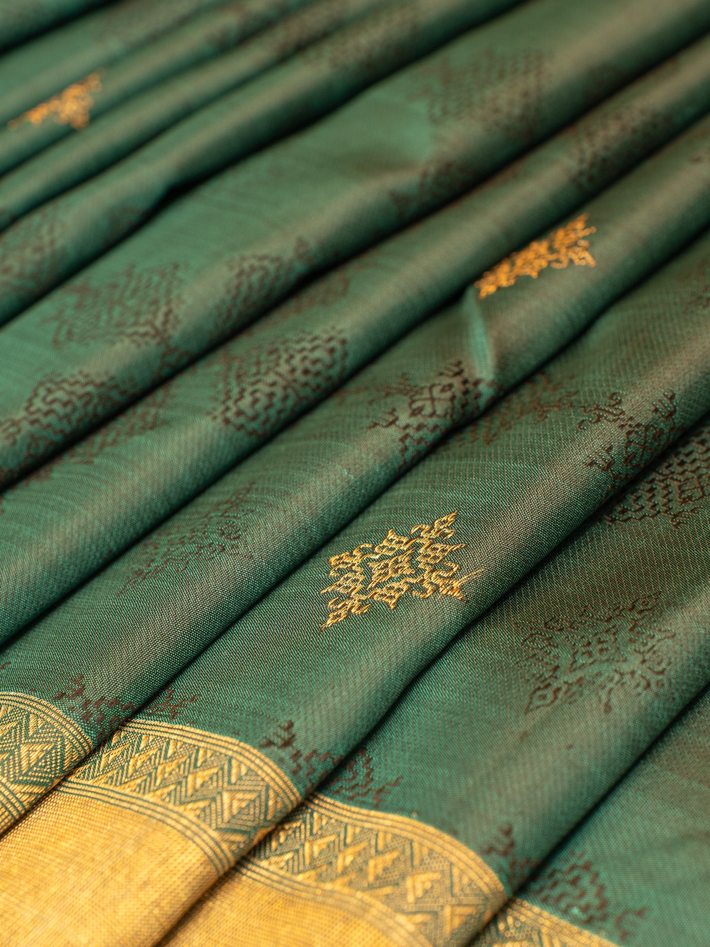 Majestic Green Kasuti Pure Zari Kanchipuram Silk Saree&nbsp;