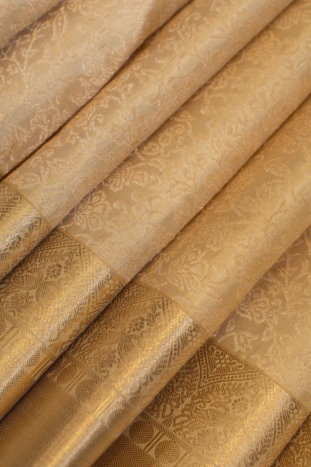Cream and gold zari brocade pure Kanchipuram silk saree