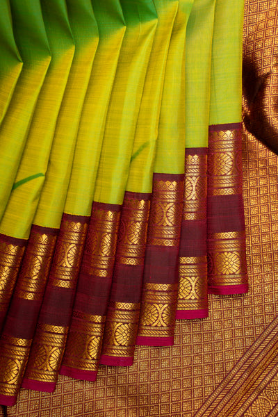 Sampanga Green Traditional Pure Kanchipuram Silk Saree - Clio Silks