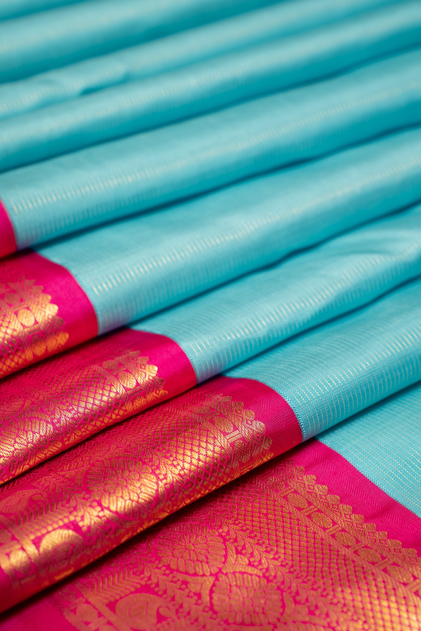 Turquoise Blue Vairaoosi Pure Kanchipuram Silk Saree - Clio Silks