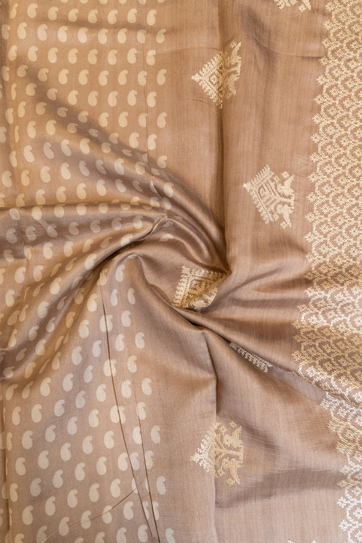Beige mango printed embroidered border Tussar saree