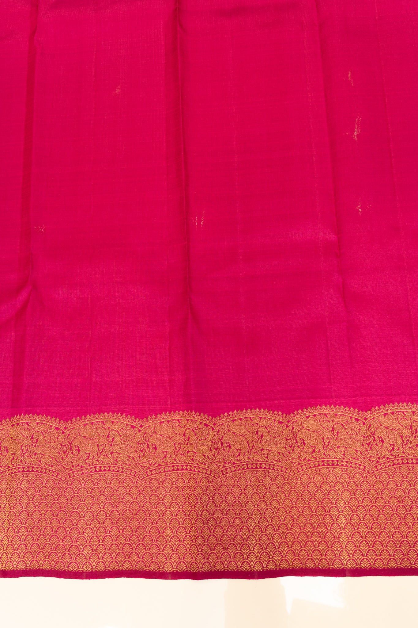 Ivory and magenta turning border pure zari Kanchipuram silk saree