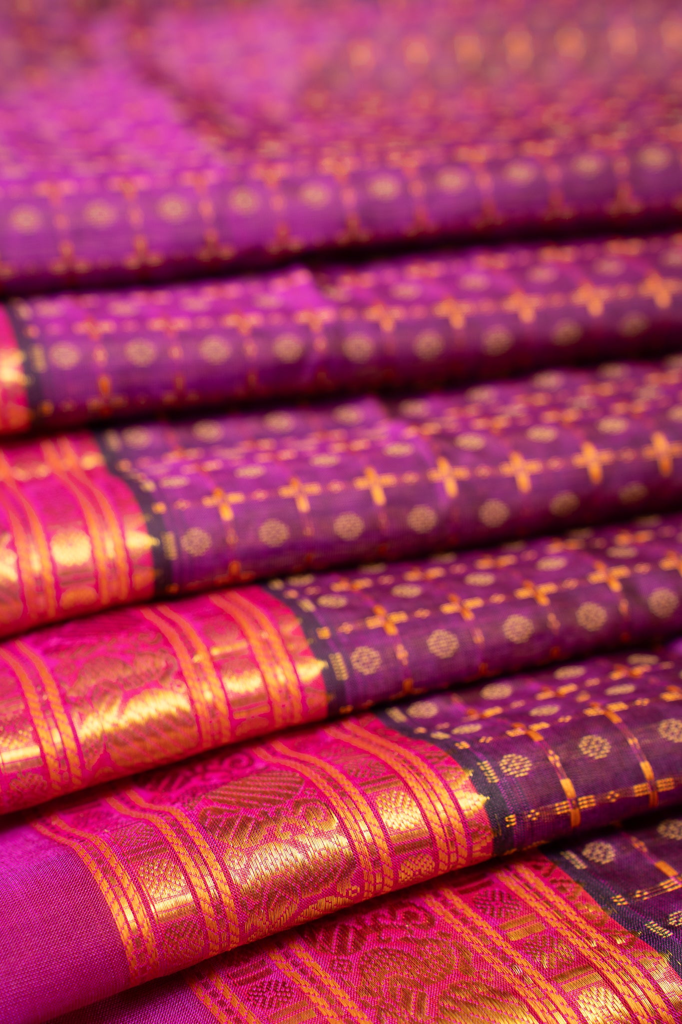 Purple and Magenta Handloom Pure Silk Cotton Saree - Clio Silks