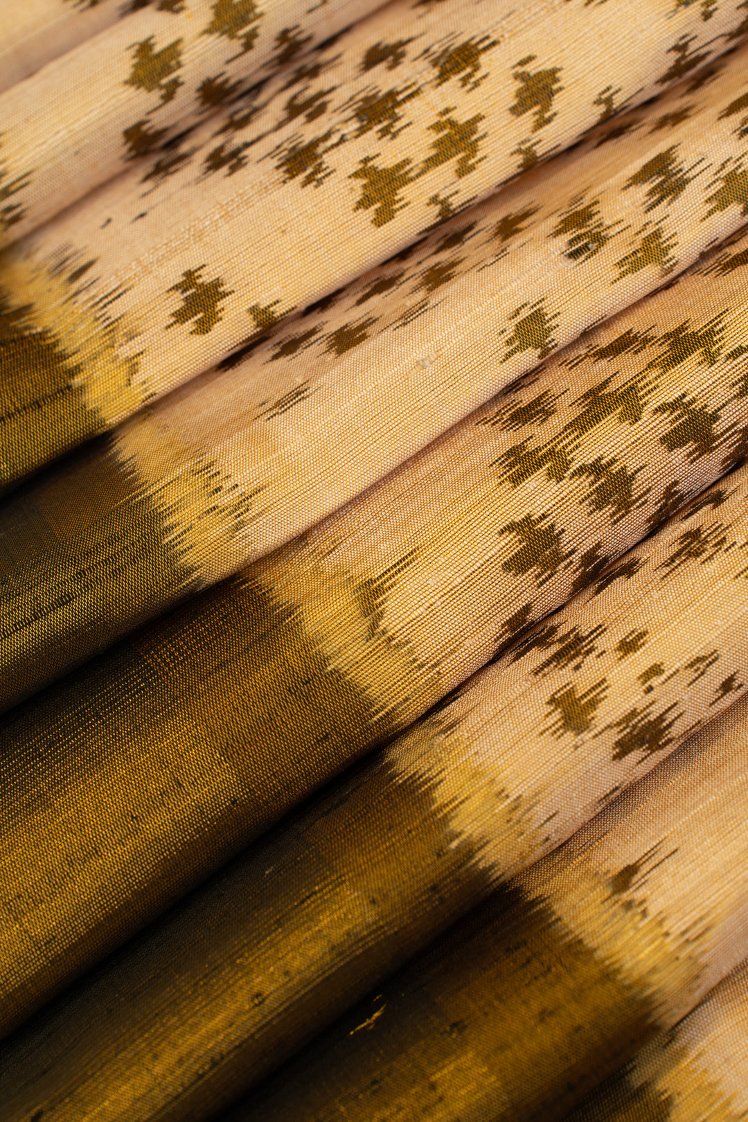 Off white and green raw silk pure Patola ikat silk saree