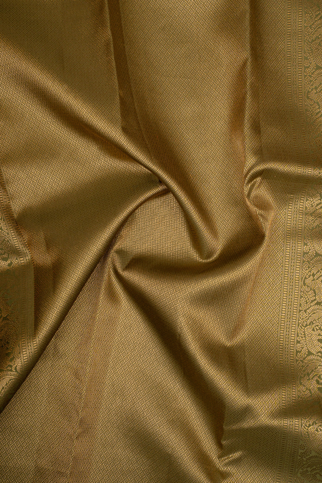 Mehandi green traditional pure kanchipuram silk saree