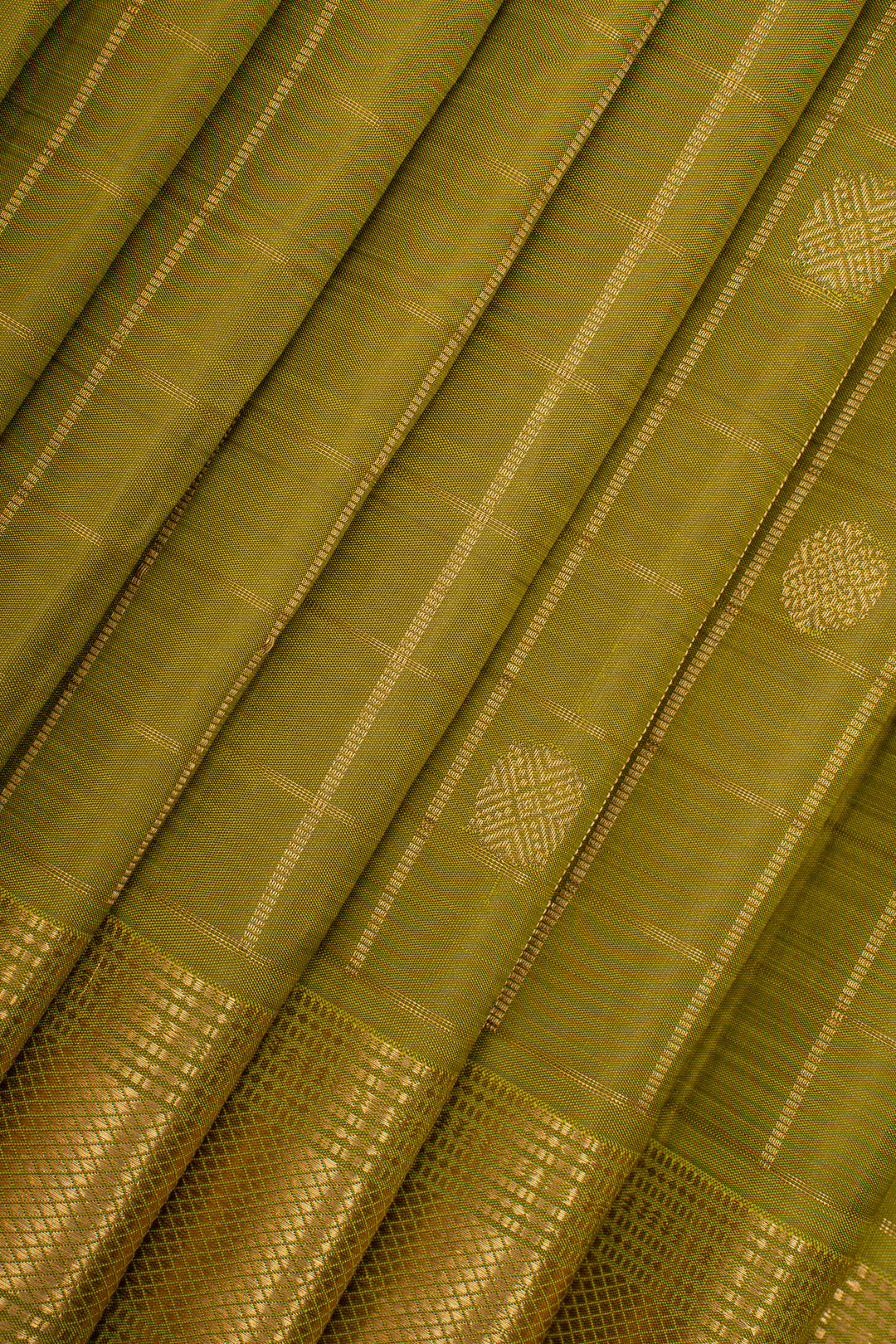 Mehandi Green Zari Checks Pure Kanchipuram Silk Saree
