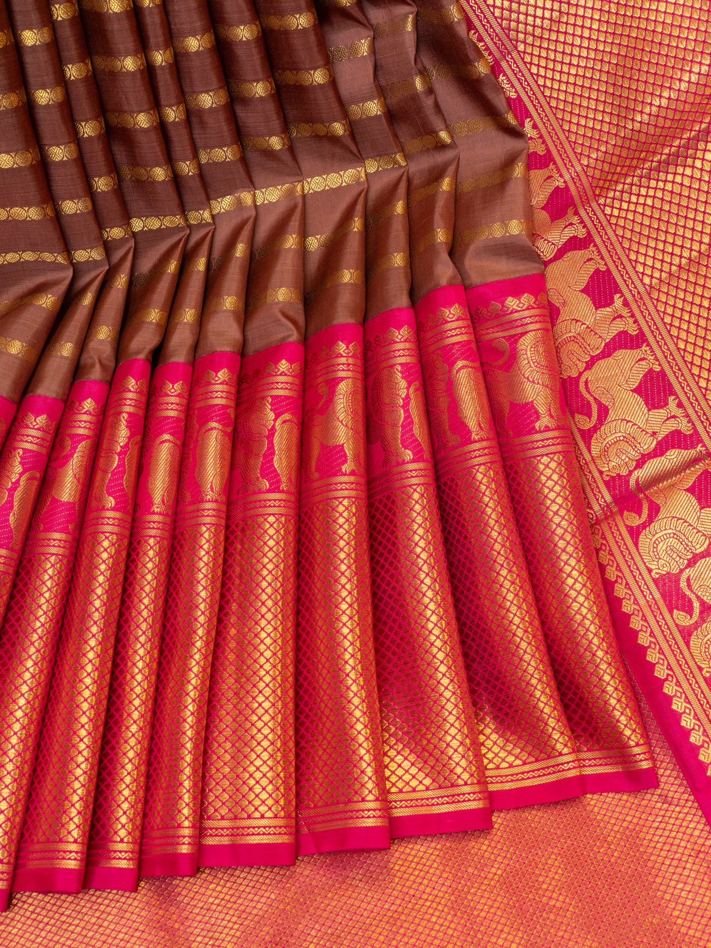 Cedar brown and magenta big border pure Kanchipuram silk saree