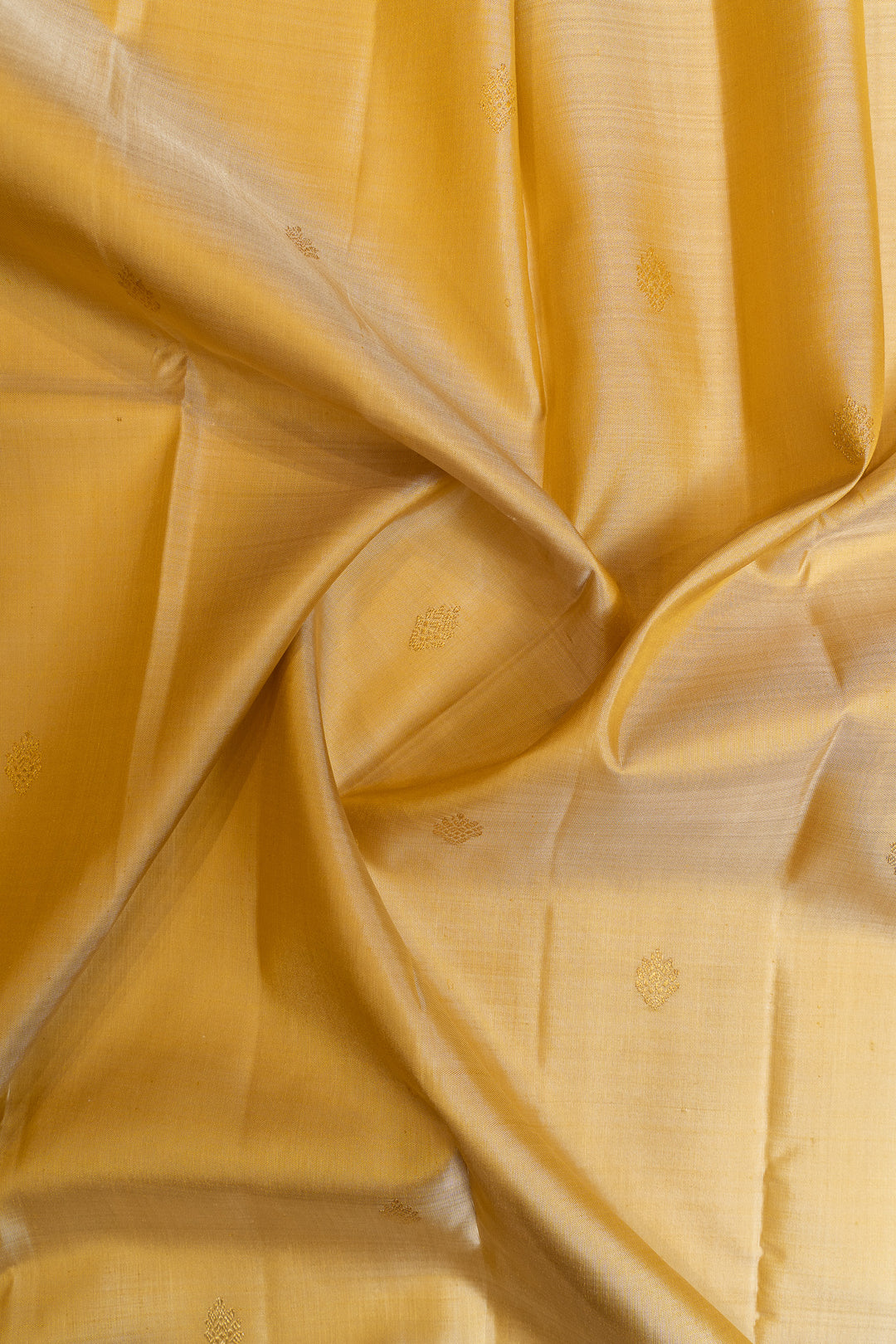 Magnolia cream and maroon pure Kanchipuram silk saree