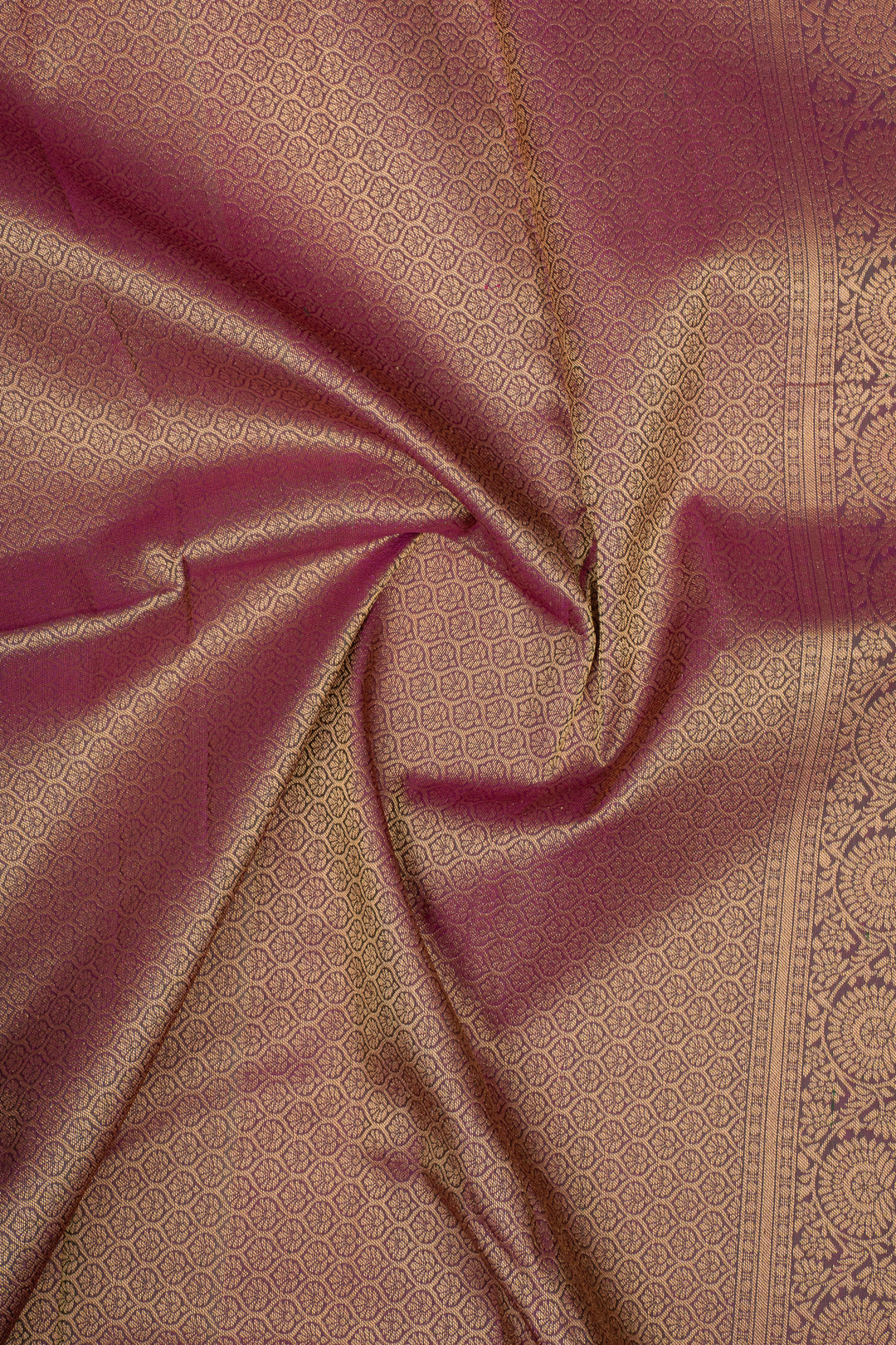 Emerald Green Thread Stripes Pure Kanchipuram Silk Saree