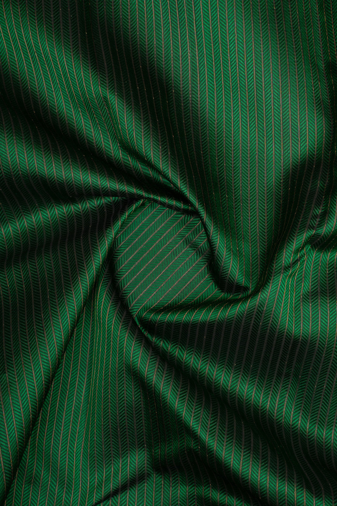 Emerald Green Thread Stripes Pure Kanchipuram Silk Saree