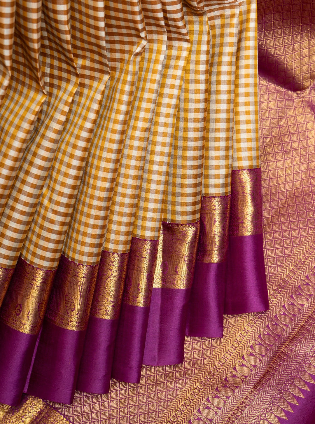 Beige and Gold Checks Pure Kanchipuram Silk Saree - Clio Silks