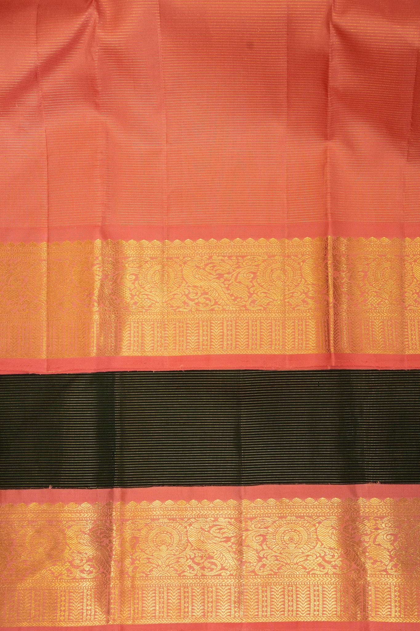 Bottle Green and Baby Pink Korvai Vairaoosi Pure Kanchipuram Saree - Clio Silks