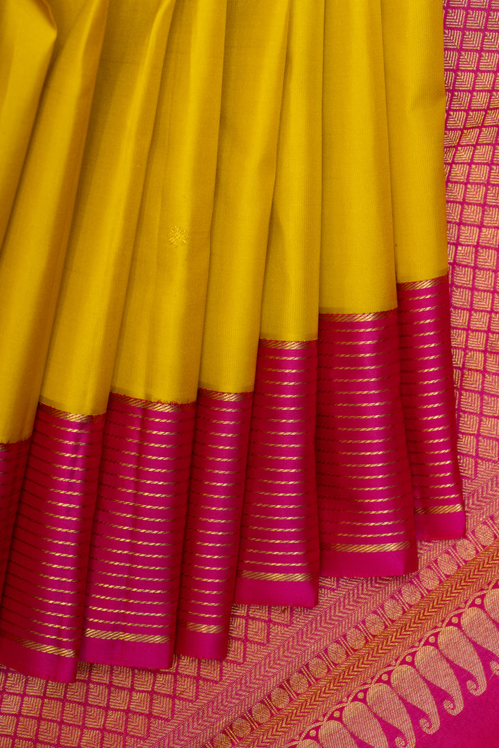 Yellow and Magenta Pure Kanchipuram Silk Saree - Clio Silks