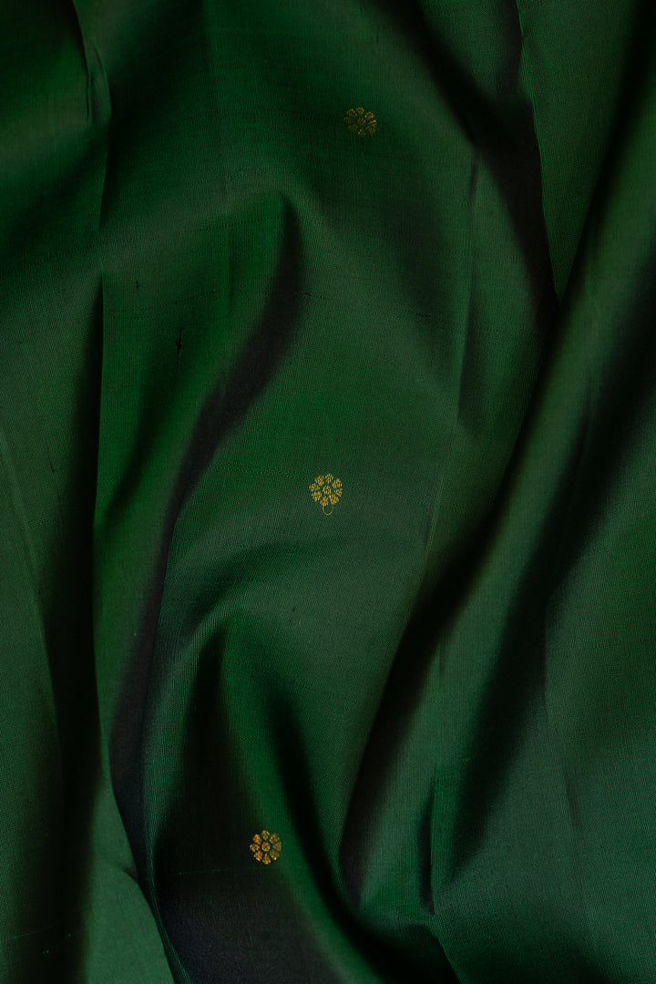 Bottle Green and Magenta Pure Kanchipuram Silk Saree - Clio Silks