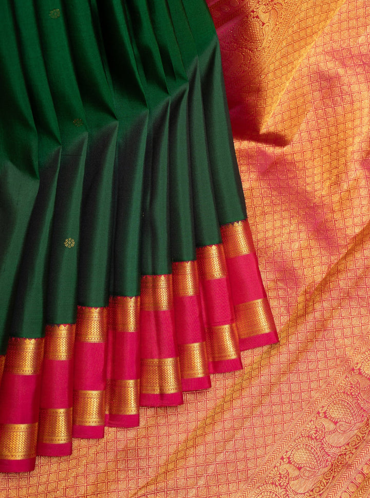 Bottle Green and Magenta Pure Kanchipuram Silk Saree - Clio Silks