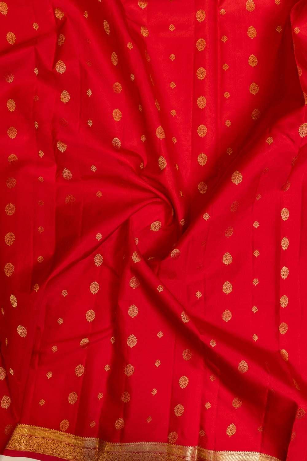 Vermillion red traditional pure Kanchipuram silk saree